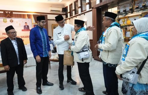 Wali Kota Sukabumi Lepas Jemaah Calon Haji Kloter 13 JKS Tahun 1447 H/2026 M