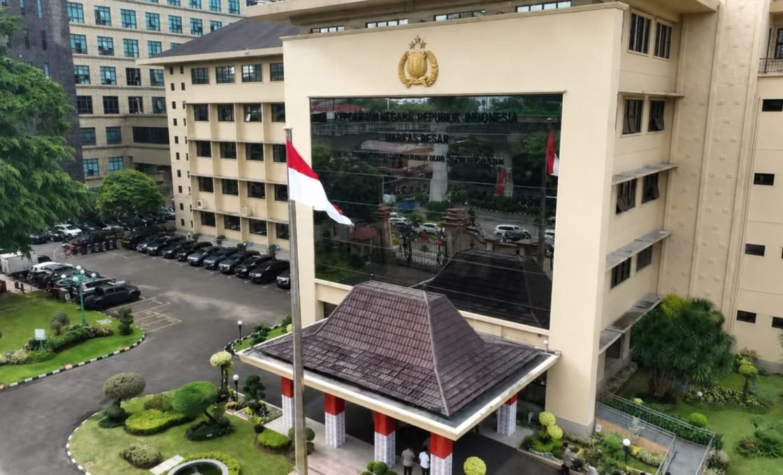 Mutasi Besar di Polri , Jabatan Dirlantas dan Kapolres Depok Resmi Berganti