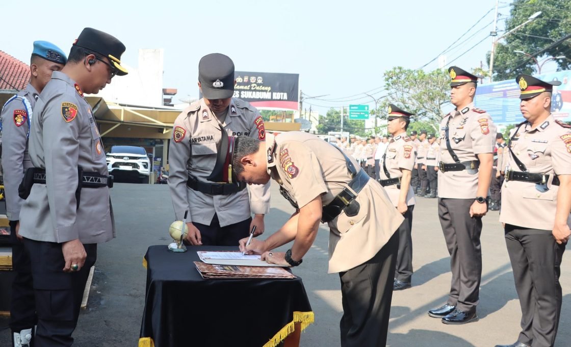 Polres Sukabumi Kota Rotasi Sejumlah Pejabat Strategis Dan Kapolsek