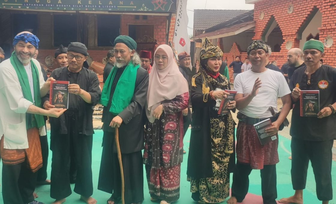 Pesilat Italia Ramaikan Festival Pencak Silat Internasional di Ponpes Al-Fath Sukabumi