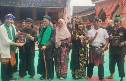 Pesilat Italia Ramaikan Festival Pencak Silat Internasional di Ponpes Al-Fath Sukabumi
