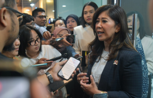 Menkomdigi, Meutya Hafid Minta Masyarakat Hentikan Penyebaran Konten Kecelakaan Kereta Api di Bekasi Timur