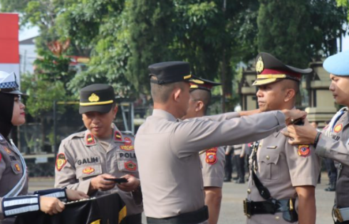 Polres Garut Gelar Sertijab Wakapolres dan Sejumlah Kapolsek