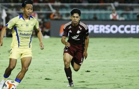 Menang Dramatis Atas PSM Makassar, Persib Diambang Hattrick Juara Super League