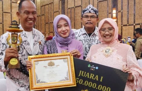 PGRI Kabupaten Ciamis Raih Juara 1 Paduan Suara “Puspa Swara Wanoja Sunda” Tingkat Jawa Barat 2026