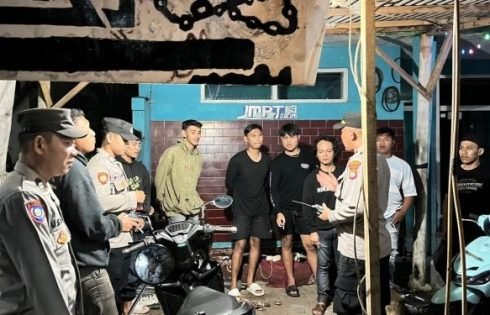 Polsek Cikijing Gelar Patroli Dialogis, Antisipasi Gangguan Kamtibmas