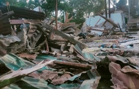 Puluhan Kios Di Sepanjang Jalur Puncak, Desa Ciloto Dibongkar