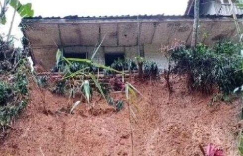 Pergerakan Tanah Terjang Gununghalu, Empat Rumah Rusak dan Puluhan KK Terancam