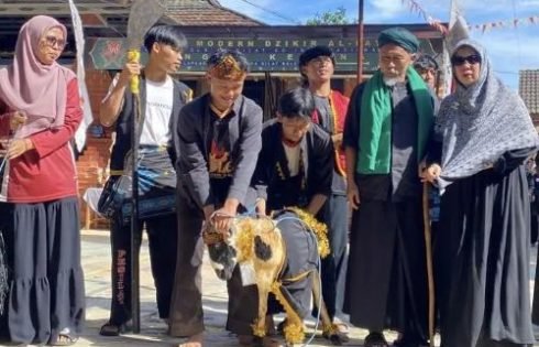 Sambut Idul Adha 1447 H, Ponpes Modern Dzikir Al Fath Gelar Acara Fashion Show Hewan Kurban