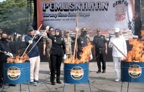Bea Cukai Jabar Musnahkan 44 Juta Batang Rokok Ilegal, Selamatkan Potensi Kerugian Negara Rp. 32,9 Miliar
