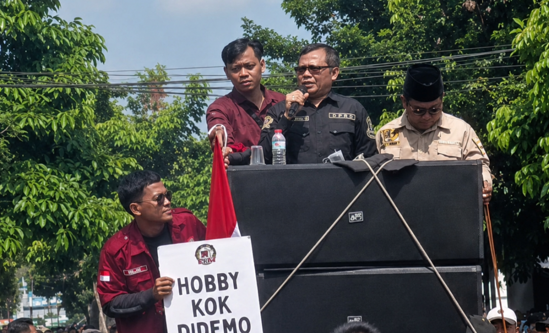 Tanggapi Tuntutan Massa Aksi, Ini Jawaban Ketua DPRD Kota Sukabumi