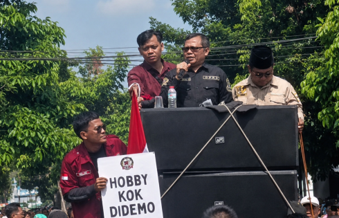 Tanggapi Tuntutan Massa Aksi, Ini Jawaban Ketua DPRD Kota Sukabumi