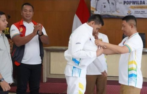 Lepas Atlet ke POPWILDA Jabar 2026, Wabup Sukabumi Suntik Semangat Juang dan Optimisme