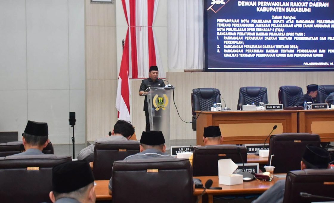 Rapat Paripurna DPRD, Pemkab. Sukabumi Laporkan Surplus APBD Rp. 147 Miliar