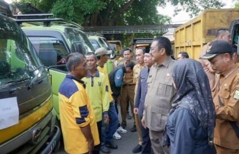 Bupati Sukabumi Minta Petugas Kebersihan Prioritaskan Pengangkutan Sampah di Jalan Protokol dan Permukiman