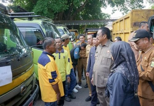 Bupati Sukabumi Minta Petugas Kebersihan Prioritaskan Pengangkutan Sampah di Jalan Protokol dan Permukiman