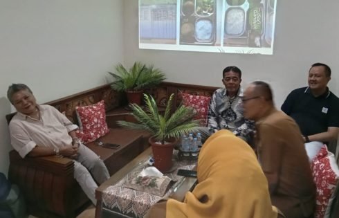 Wali Kota Sukabumi Kunjungi Klinik Waluya Sejati Abadi, Ribka Tjiptaning Tegaskan Komitmen Layanan Kesehatan Terjangkau
