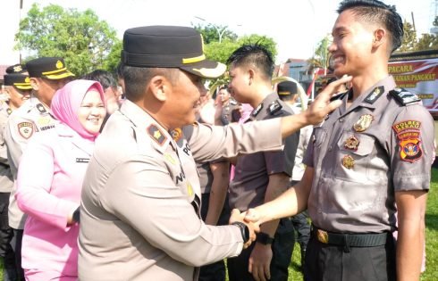 Kenaikan Pangkat 45 Personel Polres Berau, Diingatkan Jaga Amanah dan Tingkatkan Pengabdian