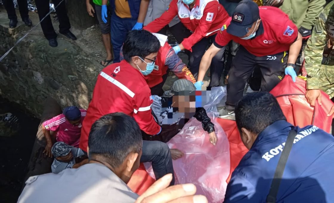 Pria Ditemukan Tewas di Dasar Sungai Cibeureum, Diduga Terjatuh Saat Epilepsi Kambuh