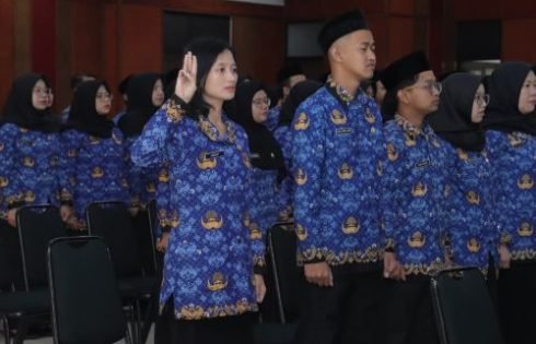 127 CPNS Kota Cimahi Resmi Diangkat Jadi ASN, Wali Kota Tekankan Integritas dan Pelayanan Publik