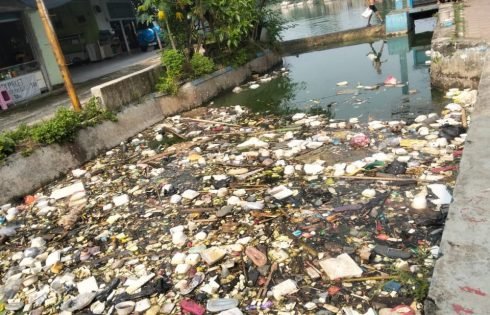 Ketum AMMAL Kota Depok, H. Moren, “Pemerintah Belum Tegas, Warga Depok Masih Acuh Terhadap Sampah”