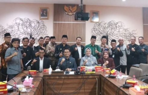 Audiensi DPRD Depok Soroti SPMB, Kekurangan Guru, dan Kepadatan Rombel Sekolah Negeri