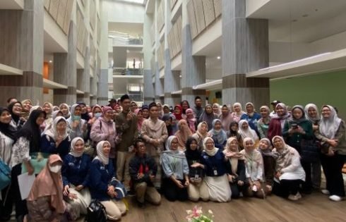 RSUI Gelar “Bicara Sehat Spesial” Bareng Ustadz Maulana : Sabar Saat Sakit, Jalan Pulang Menuju Ketenangan Jiwa