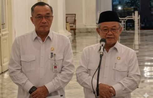Kabar Baik Bagi Para Guru, Tunjangan Naik dan Langsung Masuk Rekening