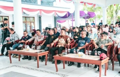 Doervoer, Salurkan Bantuan Dalam Momen Hari Jadi Kabupaten Ciamis