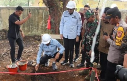 Wali Kota Sukabumi Lakukan Peletakkan Batu Pertama Pembangunan Kantor Kecamatan Gunung Puyuh