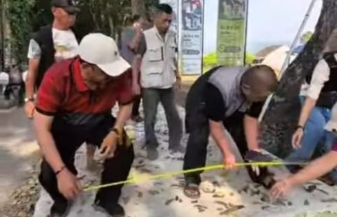 Bupati Sukabumi Tinjau Pembangunan Jalan Sukaraja – Paldua, Tegaskan Kualitas Proyek Harus Sesuai Spesifikasi