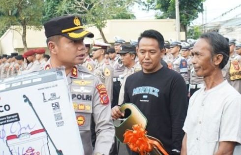 Polres Cianjur dan DPTPH Salurkan Bantuan Alat Pertanian, Dorong Modernisasi dan Produktivitas Petani