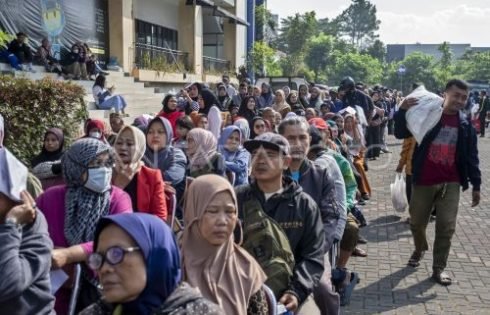 Pemkot Cimahi Salurkan 827 Ton Beras dan 165 Ribu Liter Minyak Goreng untuk 41 Ribu KPM