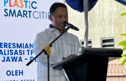 Walikota Depok Ajak Warga RW 06 – 12 Beji Pilah Sampah, Retribusi Gratis Jadi Imbalannya