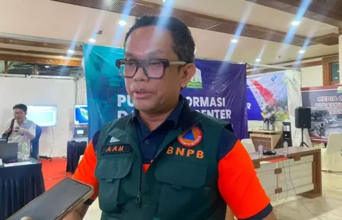 BNPB Salurkan 4.000 Liter Air Bersih untuk Korban Kekeringan di Bandung Barat