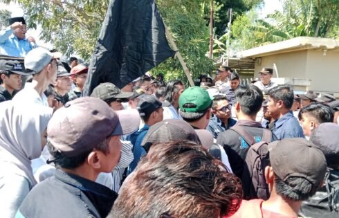 Masyarakat Desak Bupati Sukabumi Evaluasi Total Kinerja Sejumlah OPD, Ancam Gelar Aksi Massa