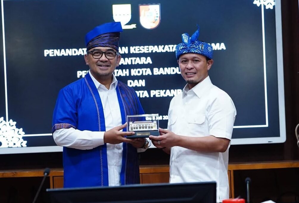 Bandara Husein Kembali Beroperasi, Wako Pekanbaru Dorong Rute Langsung Pekanbaru – Bandung Dibuka Lagi