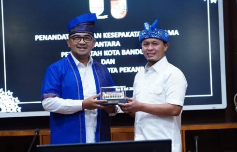 Bandara Husein Kembali Beroperasi, Wako Pekanbaru Dorong Rute Langsung Pekanbaru – Bandung Dibuka Lagi