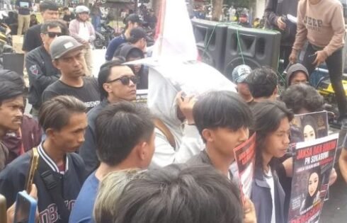 Mahasiswa Kawal Sidang dr. Silvi, Kejari Minta Hormati Proses Hukum
