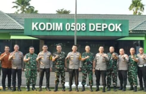 Sinergitas TNI-Polri Depok Diperkuat, Kapolres Silaturahmi ke Kodim 0508