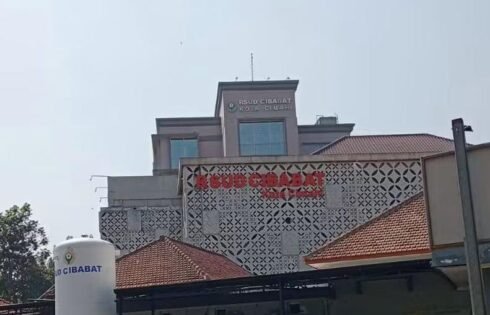 Wakil Wali Kota Cimahi Respons Cepat Keluhan Warga Cibabat, Penataan Lingkungan Segera Dilakukan