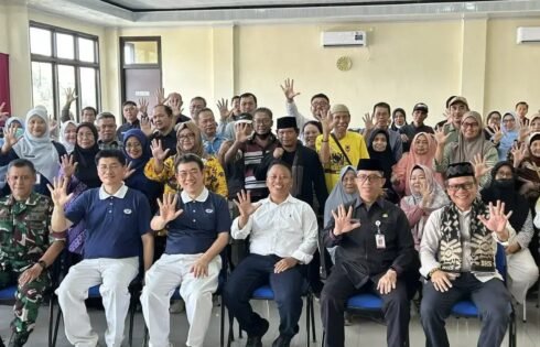 Tzu Chi Serahkan 23 Rumah Renovasi di Beji Timur, Total 173 Hunian Warga Depok Sudah Layak Huni