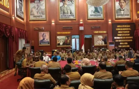 Rudy Susmanto Tegaskan Camat Harus Jadi Motor Pembangunan, Percepat Infrastruktur hingga Layanan Publik