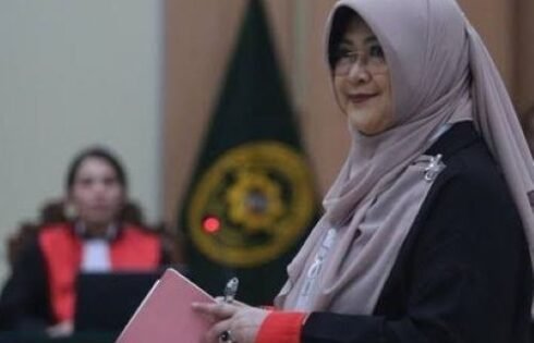 Sidang Dugaan Fitnah Ijazah Jokowi Memanas, Dokter Tifa Sindir Rencana Kehadiran Jokowi