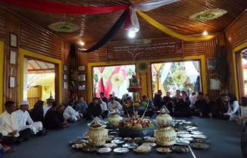 Tutup Taun Cireundeu Tegaskan Komitmen Pelestarian Budaya Sunda di Cimahi