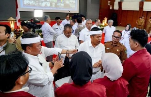 Pemprov Jabar Lepas 1.147 Mahasiswa Probidik GEMA dan Perkuat Kemitraan SMK Dengan Industri
