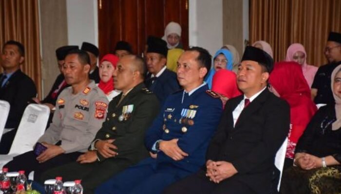 Wabup. Sukabumi, “Pemkab. Sukabumi Akan Menselaraskan Program Pembangunan Daerah Dengan Pusat”