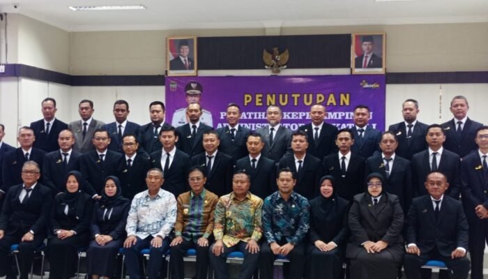 Bupati Ciamis Herdiat Sunarya Tutup Pelatihan Kepemimpinan Administrator