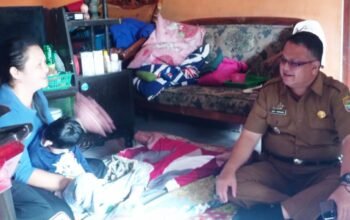Camat Cisaga, Osep Hernandi Kunjungi Warga Penderita Stroke Iskemik, Usulkan Bantuan Kursi Roda Khusus