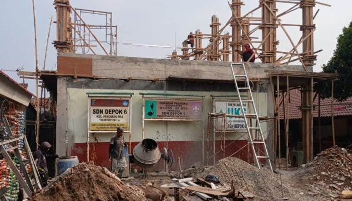 Proyek Rp. 1,3 Miliar di SDN Depok 6 Disorot: Keselamatan Pekerja Di kesampingkan, Pengawasan Dinas Pendidikan Di uji